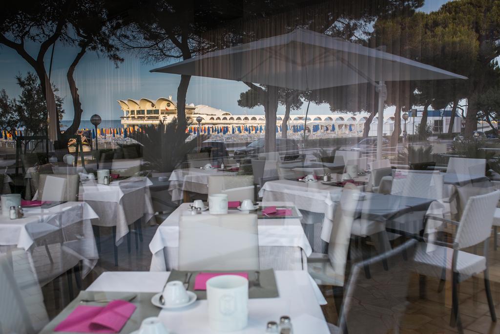 Hotel Luna Lignano Sabbiadoro Luaran gambar